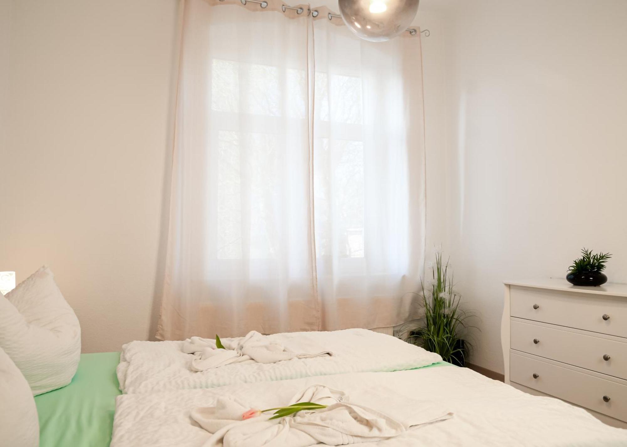 Apartmenthaus Rankestrasse 4 Drezno Zewnętrze zdjęcie